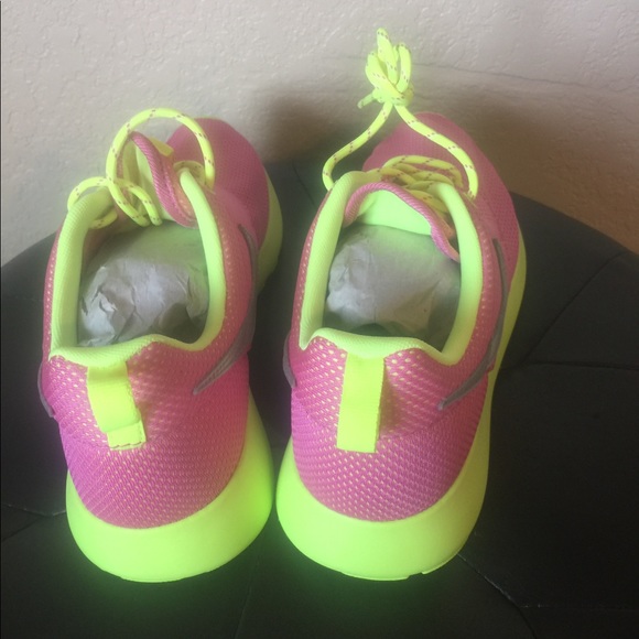 Nike Roshrun - Picture 2 of 2